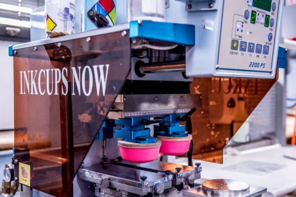 Inkcups-now-packaging-machine-at-extreme-molding-watervliet-ny-600x400