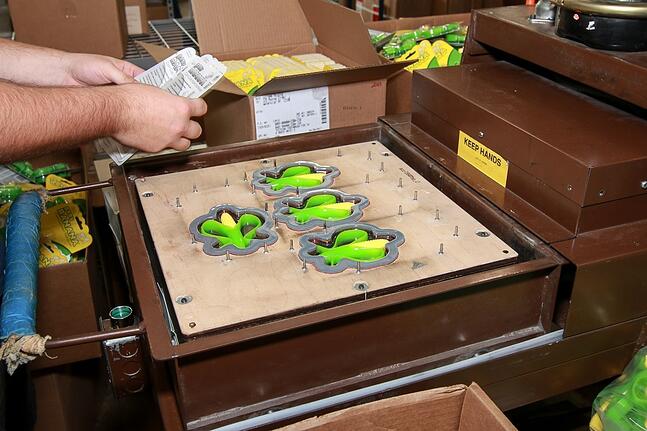 baby banana brush baby and infant healthcare product production and packaging
